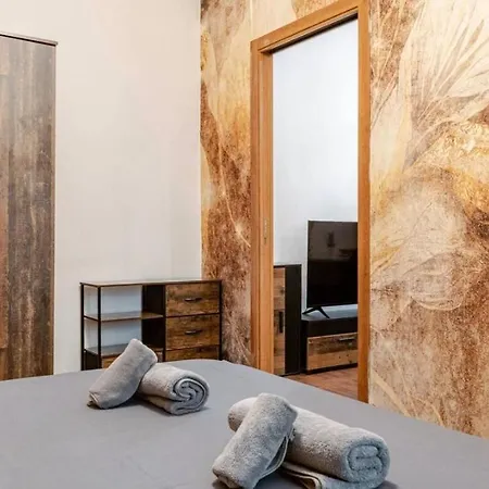 Chic Foundry, Nel Cuore Di Διαμέρισμα Τεργέστη