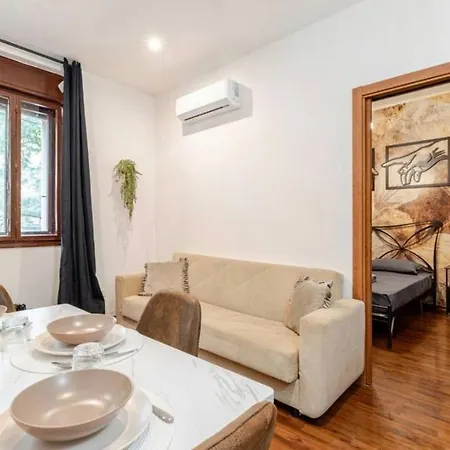 Διαμέρισμα Chic Foundry, Nel Cuore Di Τεργέστη
