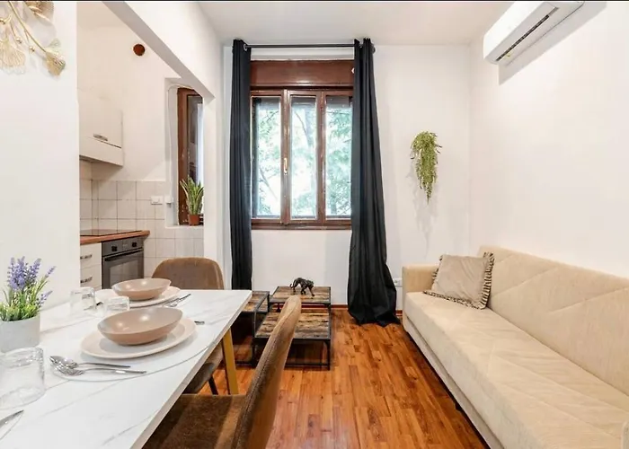 Διαμέρισμα Chic Foundry, Nel Cuore Di Τεργέστη